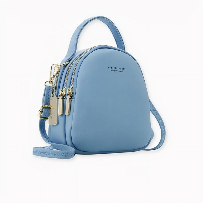 Descubra esta pequeña mochila femenina con cremallera múltiple, el accesorio indispensable para los nómadas. Gracias a sus correas ajustables, podrá llevarla al hombro o de la mano. Tan bonita como bonita, esta mochila será una compañera sin la que no querrá estar. Disponible en 6 bonitos colores, encuentre el más adecuado para usted.