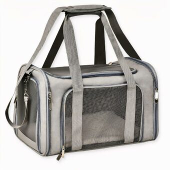 No se preocupe por dejar a su mascota en casa cuando se vaya de vacaciones. Con esta mochila de viaje para mascotas, podrá llevar a su perro o gato con usted a todas partes. Tiene un diseño aprobado por las aerolíneas. Está disponible en varios colores y tamaños, por lo que le resultará fácil encontrar el modelo adecuado para su mascota.