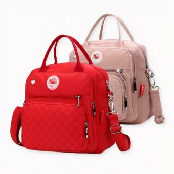 Podrá llevar a su bebé con estilo con este bonito bolso cambiador de nailon impermeable. Es el accesorio ideal para las mamás. A la vez elegante y práctica, esta bolsa bandolera facilita el transporte de las cosas del bebé.