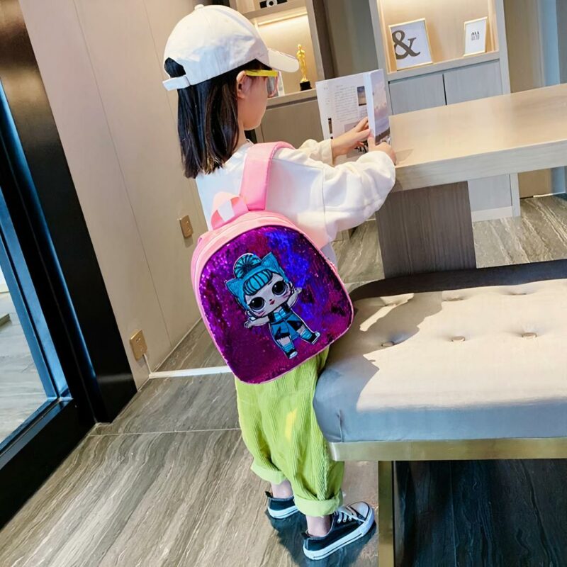 Mochila escolar Muñeca