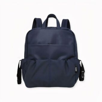 Su bebé necesita todos sus cuidados y pertenencias cuando sale. Con esta mochila para pañales de gran capacidad para recién nacidos, podrá llevárselo todo sin tener que cargar demasiado. Esta mochila está disponible en tres colores para todos los gustos.