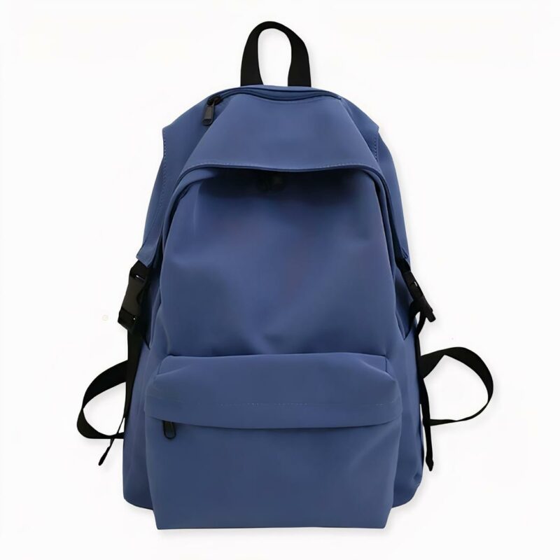 IMG_Sac_ý _dos_style_décontracté_en_nylon_1F ¡Es difícil no adorar esta bonita mochila cuando se viste a la moda! Lleve esta mochila para completar su atuendo. Es perfecta para añadir un toque informal a su look. ¡Pero eso no es todo! Esta mochila de nailon es tan práctica para el colegio como para el trabajo. Con su espacioso compartimento interior, podrá llevar todo lo que necesita a diario. Libros, cuadernos, ordenador... todo cabrá en esta mochila impermeable.