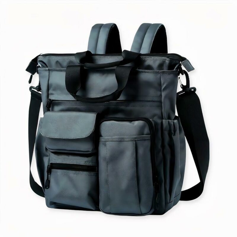 ¿Es usted un fan del look vintage? Si es así, esta mochila multibolsillos vintage gris para hombre seguro que le impresionará por su estilo retro clásico. Esta mochila multibolsillos le acompañará cada día cuando viaje o simplemente salga para llevar su ordenador, smartphone, libros y mucho más.
