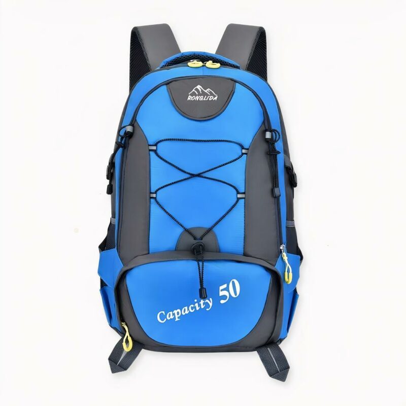 ¿Busca una mochila para viajar o hacer deporte? Opte por esta gran mochila impermeable. Es perfecta para viajar, hacer senderismo, acampar o montar en bicicleta. A pesar de su gran tamaño, esta mochila deportiva es ligera. Puede llevarla de viaje, guardando en su interior ropa, una tableta, pequeñas provisiones, etc.