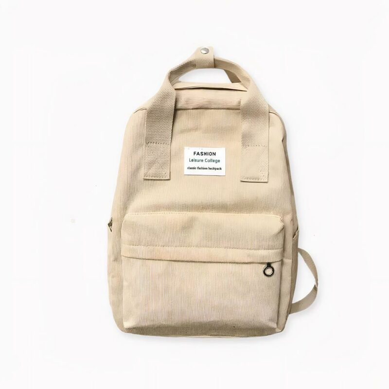 Una mochila para mujer en un color liso con un diseño sobrio y refinado. Lleve esta mochila de pana para añadir un toque de elegancia a su look. Le encantará la suavidad y calidez de esta moderna mochila de invierno. Elija el color que más le convenga y lleve sus cosas con estilo a la escuela o a la oficina.