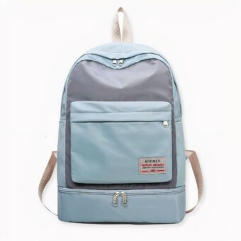 ¿Le gusta hacer ejercicio, nadar, el yoga o el fitness? ¡Eche un vistazo a esta mochila deportiva de nailon! Una bonita mochila que tiene tanto encanto como sentido práctico. La bolsa dispone de un espacioso compartimento para sus sesiones, para que pueda llevar consigo todos sus imprescindibles.