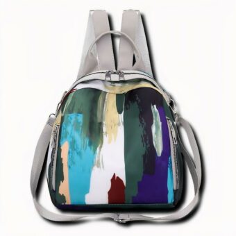 Esta mochila de tinta para mujer es el accesorio perfecto para las fashionistas amantes de los colores vivos y los estampados originales.