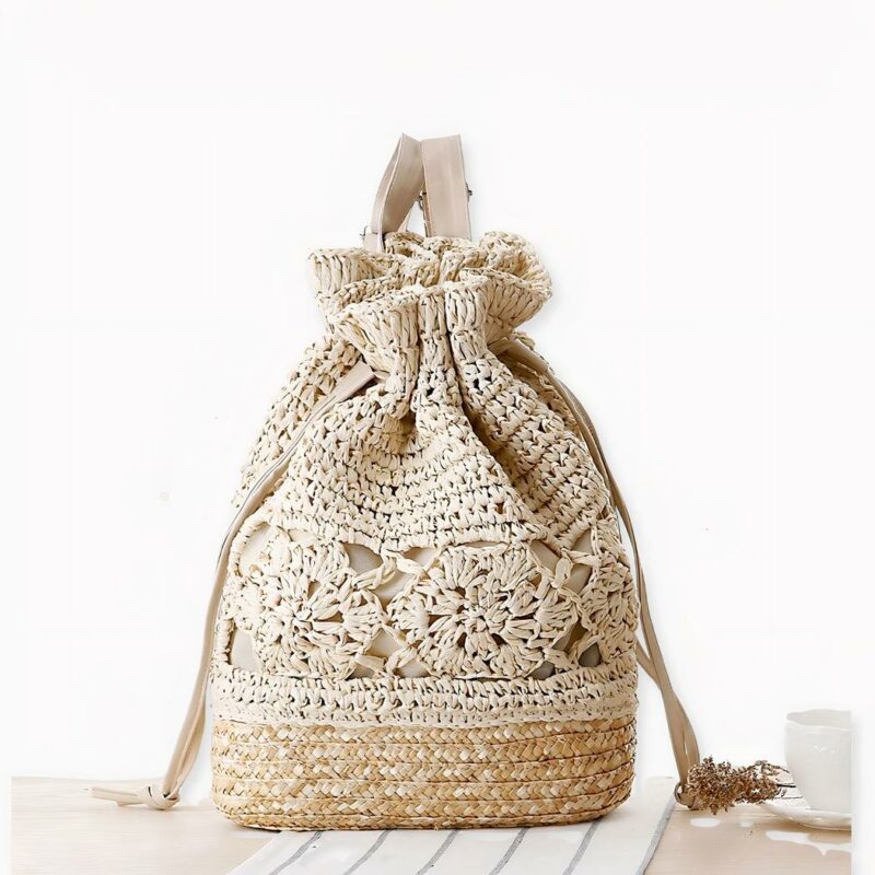 Esta mochila de paja para mujer es la compañera perfecta para los días de exploración.