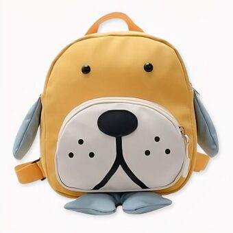 Mochila infantil de buena calidad y a la moda con forma de perro.