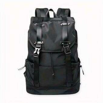 Mochila negra con dos correas para hombre, color negro, buena calidad y muy de moda.