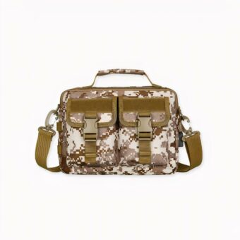 Descubra esta bandolera militar de camuflaje. Su forma y sus diferentes colores le dan un toque de elegancia. Prácticas bolsas militares con varios compartimentos de almacenamiento. Tanto para sus actividades al aire libre como para sus salidas diarias, apreciará su durabilidad, practicidad y la posibilidad de recargar sus herramientas digitales en cualquier lugar.