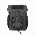 Bolso militar blando gris con fondo blanco