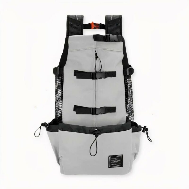 Disfrute de un agradable paseo por la naturaleza con su bebé de cuatro patas gracias a nuestra mochila grande para perros, una bolsa en la que su perro se sentirá seguro y cómodo para disfrutar de un paseo con usted.