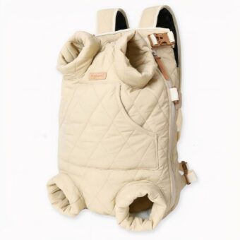 ¡No hay nada como un paseo con su mejor amigo de cuatro patas! Por eso le traemos esta mochila de forro polar para perros Una mochila en la que su perro estará protegido y podrá disfrutar de las vistas de la naturaleza mientras usted lo lleva en la misma bolsa.