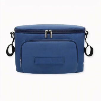 Esta bolsa de almacenamiento para cochecito de bebé es perfecta para llevar consigo todos los artículos esenciales de su bebé durante los desplazamientos. La bolsa está fabricada con materiales de alta calidad y cuenta con un amplio espacio de almacenamiento, portabiberones y portaaccesorios.