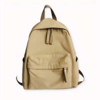 ¡He aquí una magnífica mochila de lona para mujer! Esta elegante mochila es perfecta para llevar todos sus imprescindibles, tanto si va a la escuela como al trabajo o de viaje. Su elegante diseño y sus colores sólidos complementarán cualquier atuendo, mientras que su espacioso interior y su duradera construcción la convertirán en su mochila favorita durante años.