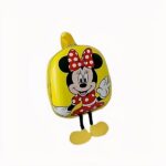 Mochila infantil Disney - Mickey o Minnie en amarillo con un fondo de mesa detallado