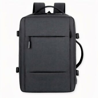 La mochila de viaje ergonómica en gris oscuro liso es perfecta para los que siempre están en movimiento. Su diseño único hace que sea cómoda de llevar, incluso cuando va completamente cargada. La mochila dispone de numerosos bolsillos y compartimentos, lo que facilita la organización de todo lo que necesita en sus desplazamientos. Las correas de los hombros son ajustables, para que pueda adaptar la mochila a la forma de su cuerpo. El color gris oscuro liso es perfecto para quienes desean una mochila discreta que no destaque.
