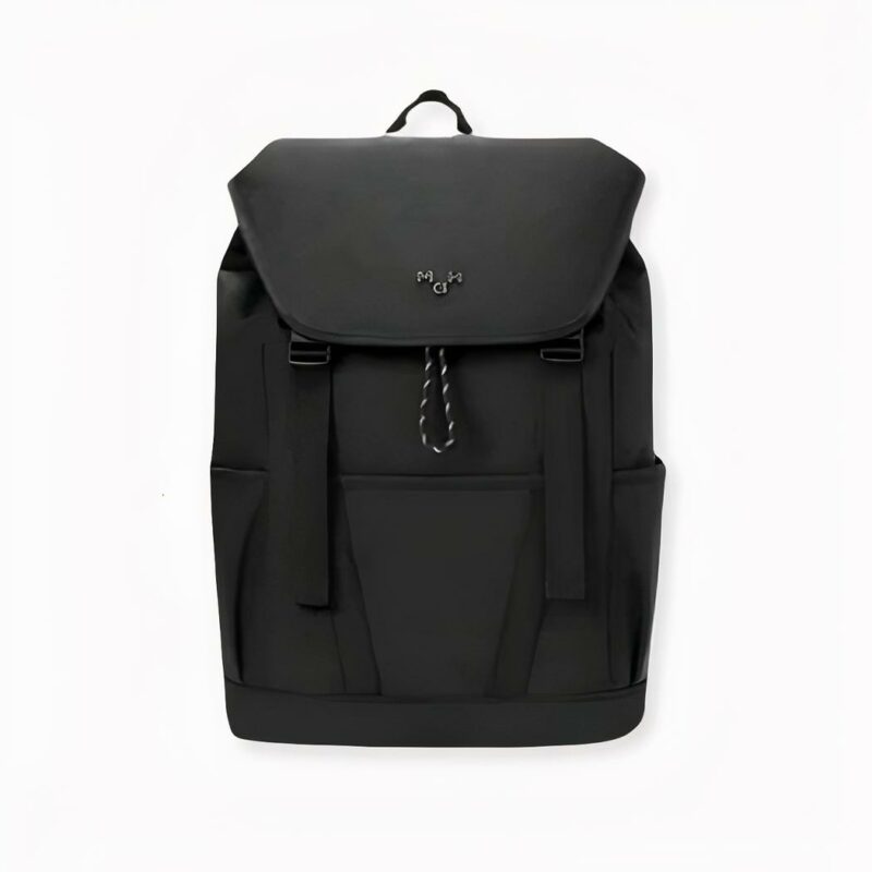 IMG_Sac à dos ergonomique_étanche_grande_capacité_noir_1F Si busca una mochila que mantenga sus pertenencias seguras y secas, además de ser cómoda de llevar, entonces querrá echar un vistazo a nuestra mochila ergonómica impermeable de gran capacidad en color negro. Esta mochila está fabricada con materiales duraderos y resistentes al agua y tiene un diseño cómodo y ergonómico que facilita su transporte. También tiene una gran capacidad, por lo que podrá llevar fácilmente todo lo esencial para un día o un viaje más largo. Además, el color negro es elegante y estiloso. Tanto si está en el sendero como en la calle, nuestra mochila ergonómica e impermeable es la elección perfecta para llevar sus cosas.