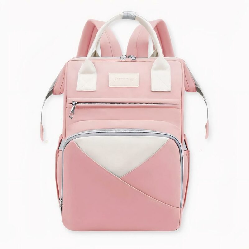 IMG_sac_dos_perso_maman_rose_3 Mochila rosa para mamá con el nombre Olivia escrito en la parte delantera, sobre fondo gris claro